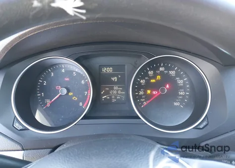 2017 Volkswagen Jetta 1.4T S z USA, uszkodzony, nr VIN 3VW2B7AJ9HM416086